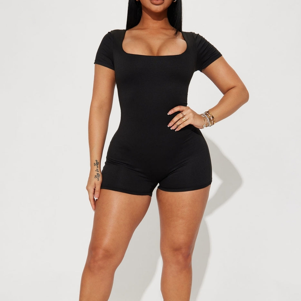 Fashion Nova Miranda double lined romper black size S/M